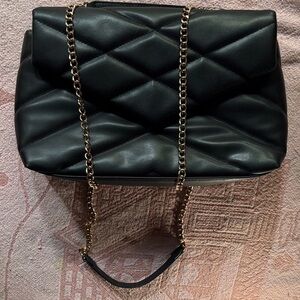 Black H&M Quilted Chain Shoulder Bag